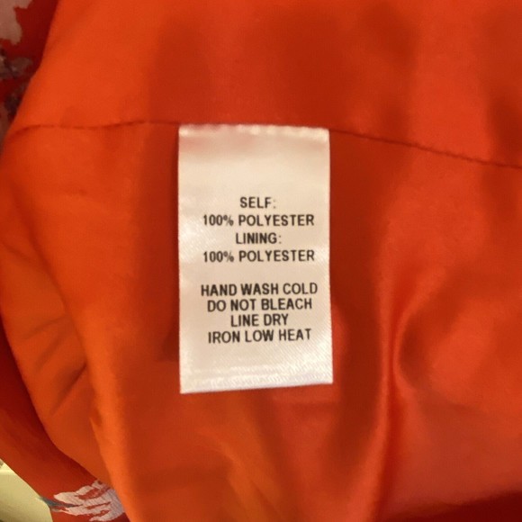 NWT LuLu’s Love in Bloom Dress Small Red Floral Print Off-the-Shoulder High-Low - Picture 11 of 11